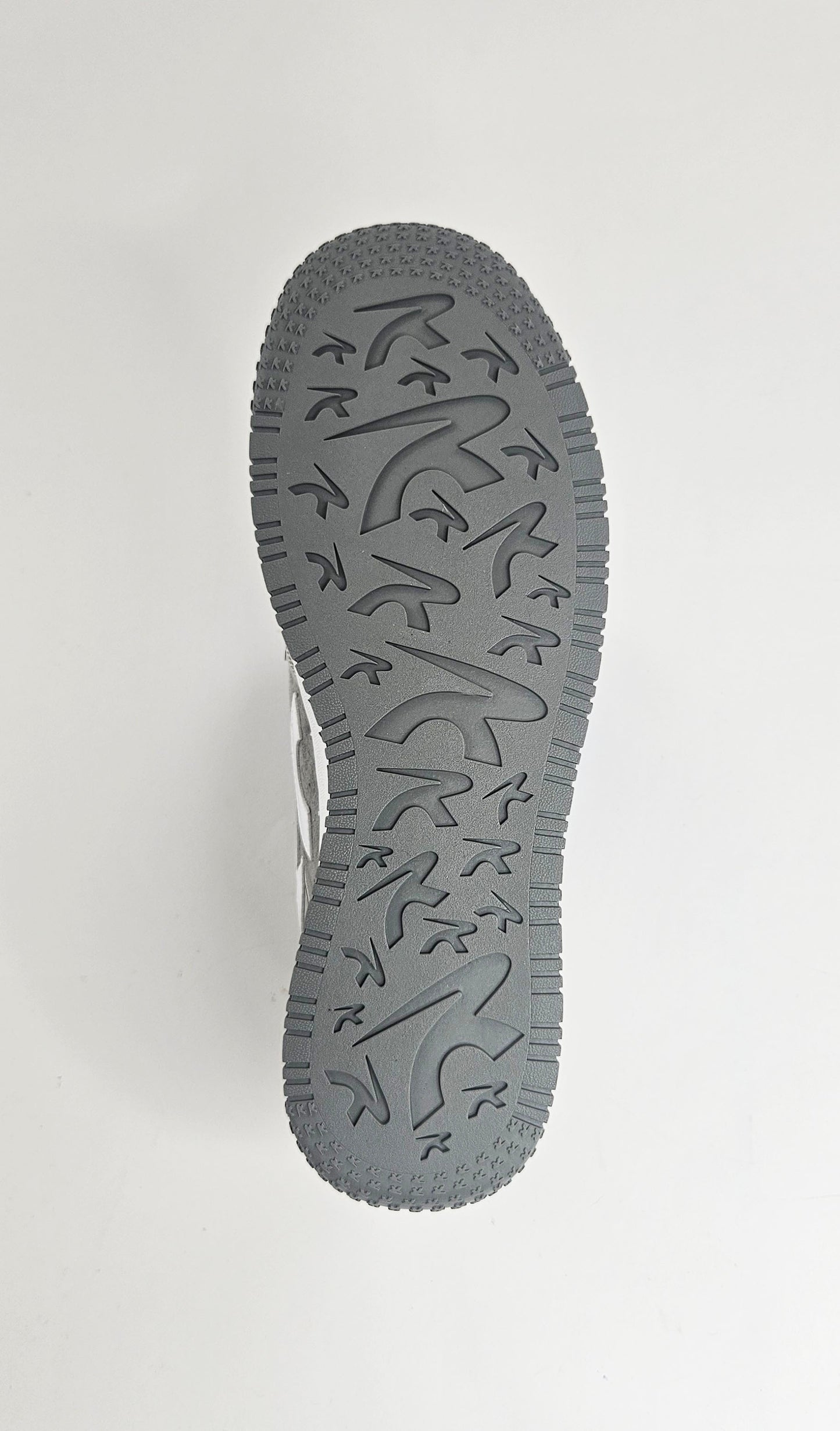 UF-01 "COOL GREY" SNEAKERS