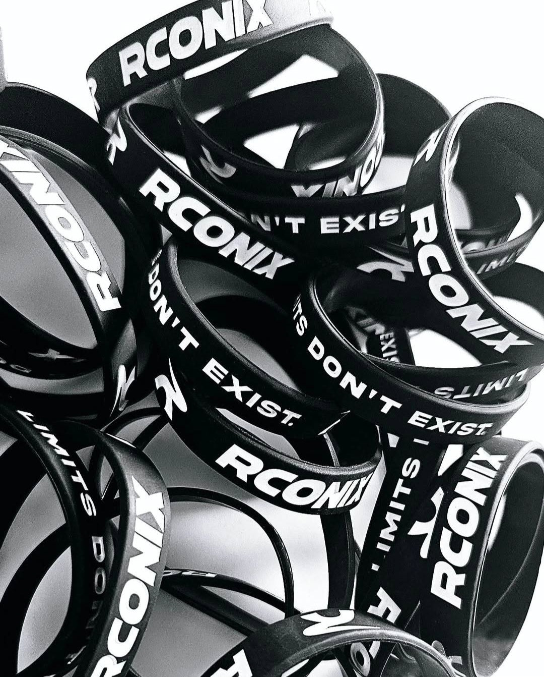 RCONIX LIMITS DON'T EXIST WRISTBAND